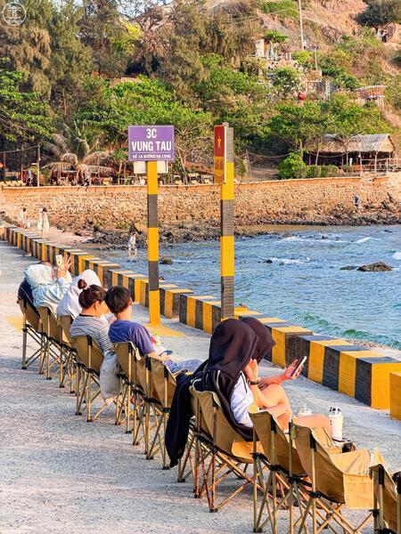 3C CAFE: ĐIỂM NGẮM HOÀNG HÔN SÁT BIỂN CỰC CHILL TẠI MŨI NGHINH PHONG